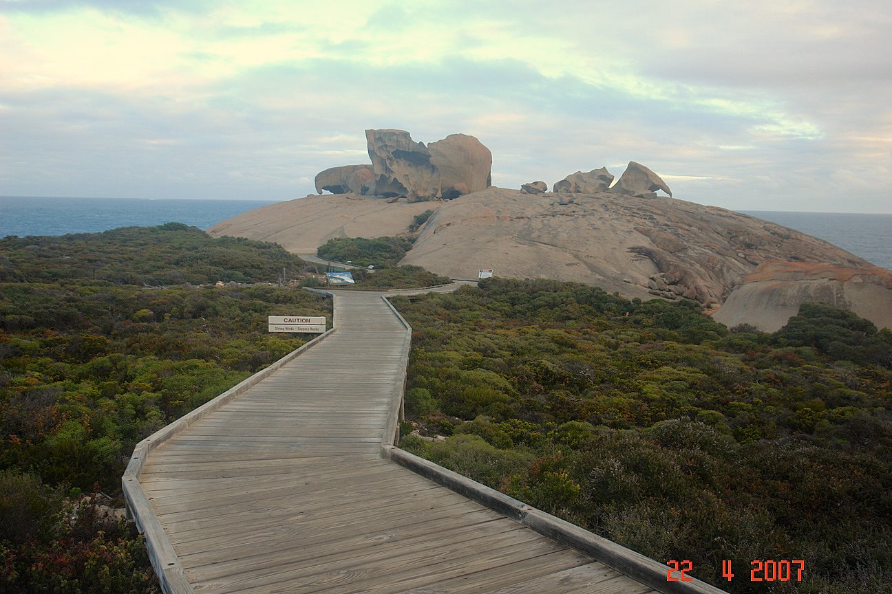 remarkable rocks1.jpg