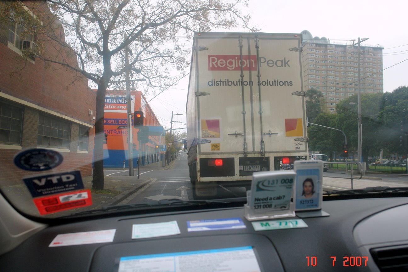 taxiMelbourne.jpg